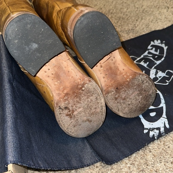 Freebird Size 8 Cyn boots - Picture 5 of 5